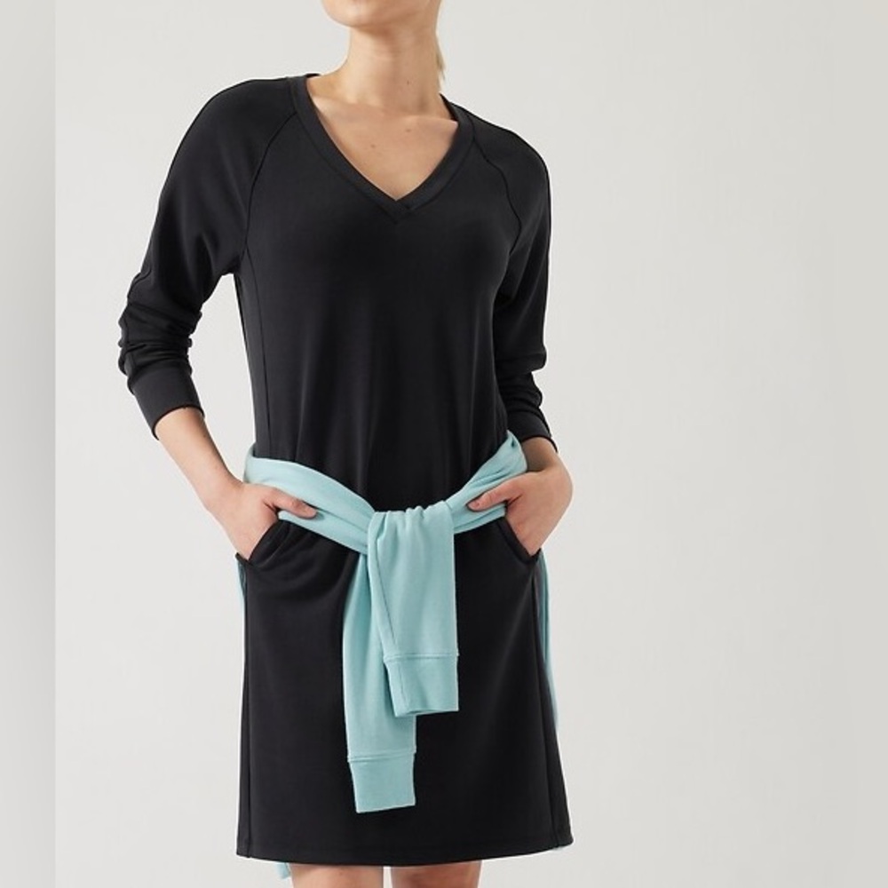 ATHLETA | Seasoft Long Sleeve Black V-Neck Dress sz SMALL